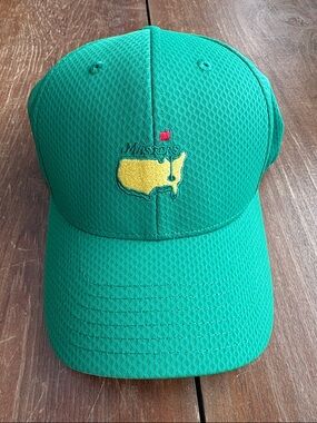 Masters Green Mesh Golf Cap Hat Dri fit